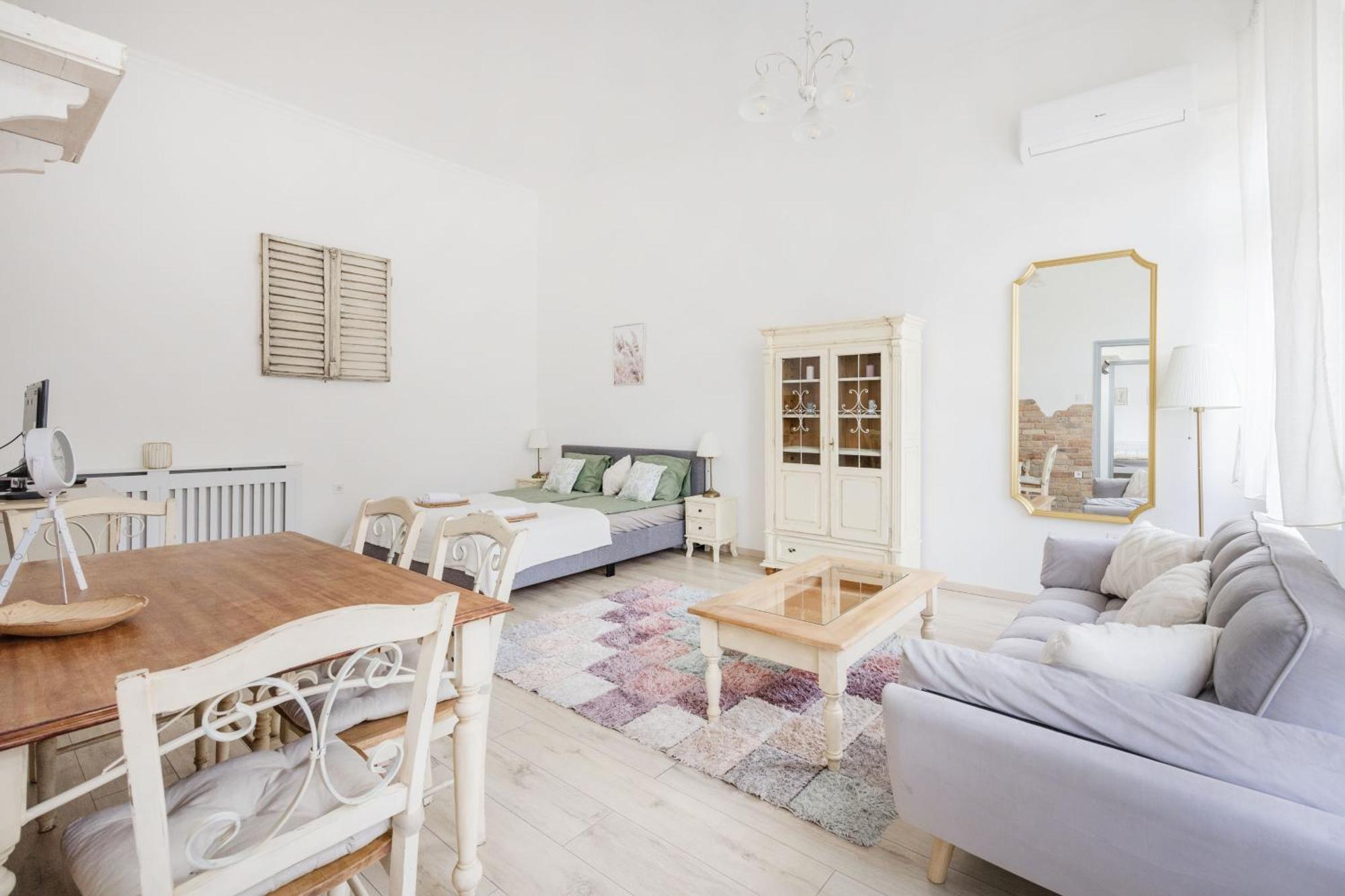 A Touch Of Provence And Pastels In The Centre Διαμέρισμα Βουδαπέστη Εξωτερικό φωτογραφία